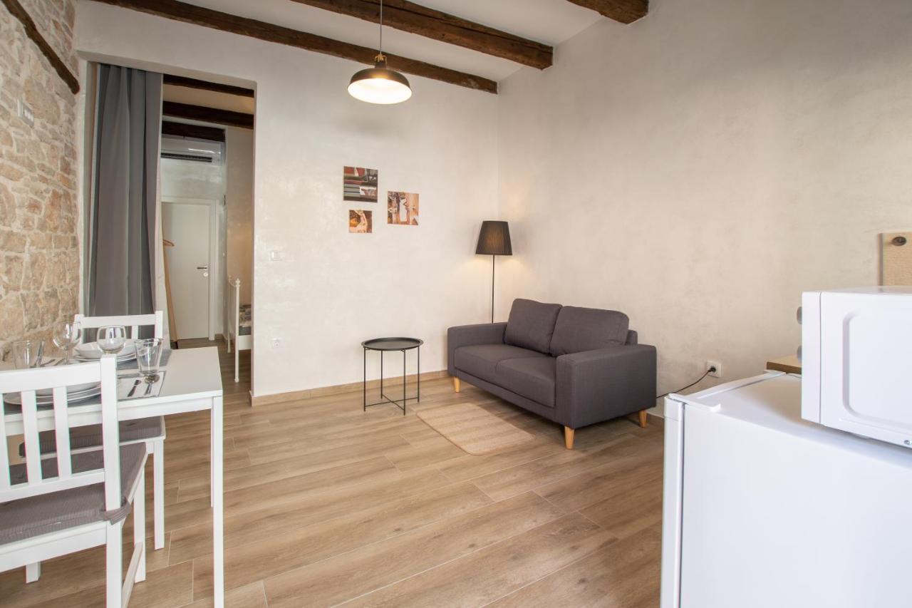Apartments Nesatcium Πούλα Εξωτερικό φωτογραφία