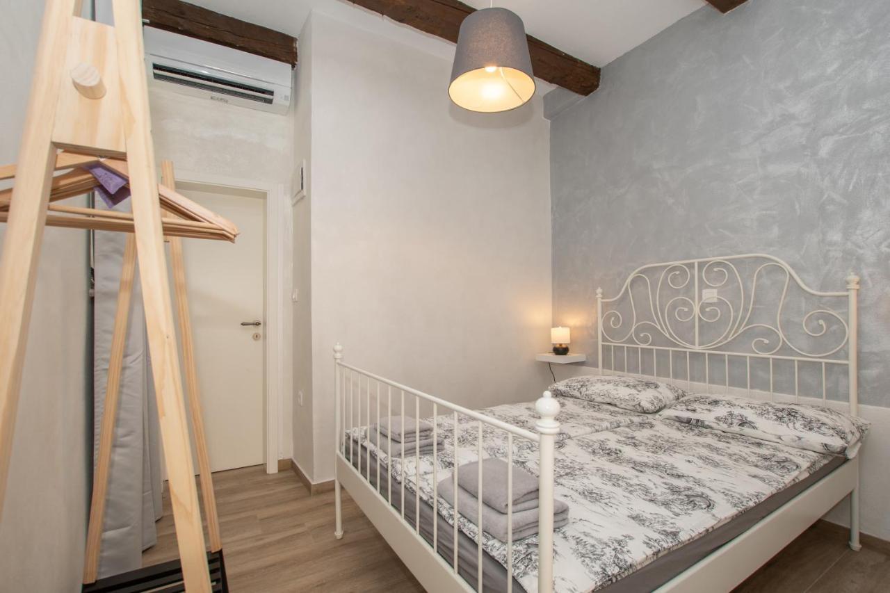 Apartments Nesatcium Πούλα Εξωτερικό φωτογραφία