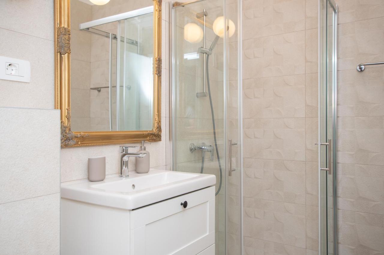 Apartments Nesatcium Πούλα Εξωτερικό φωτογραφία